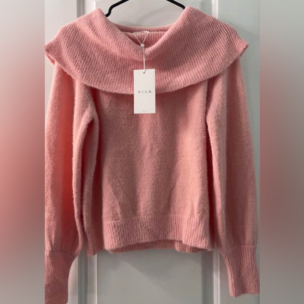 Pink sweater